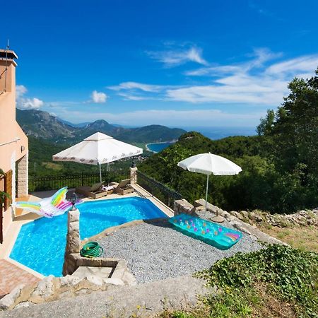 Villa Robinson Petrovac Exterior photo