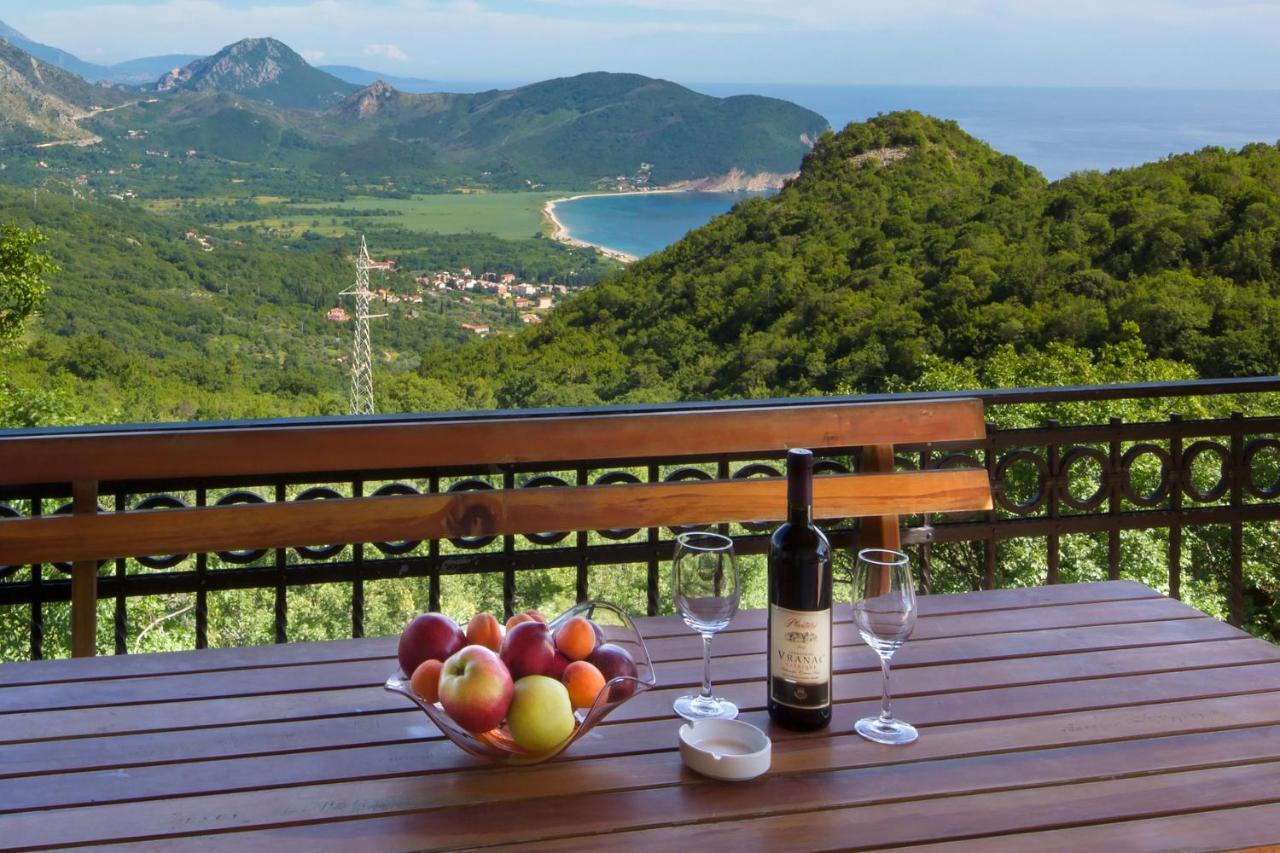 Villa Robinson Petrovac Exterior photo