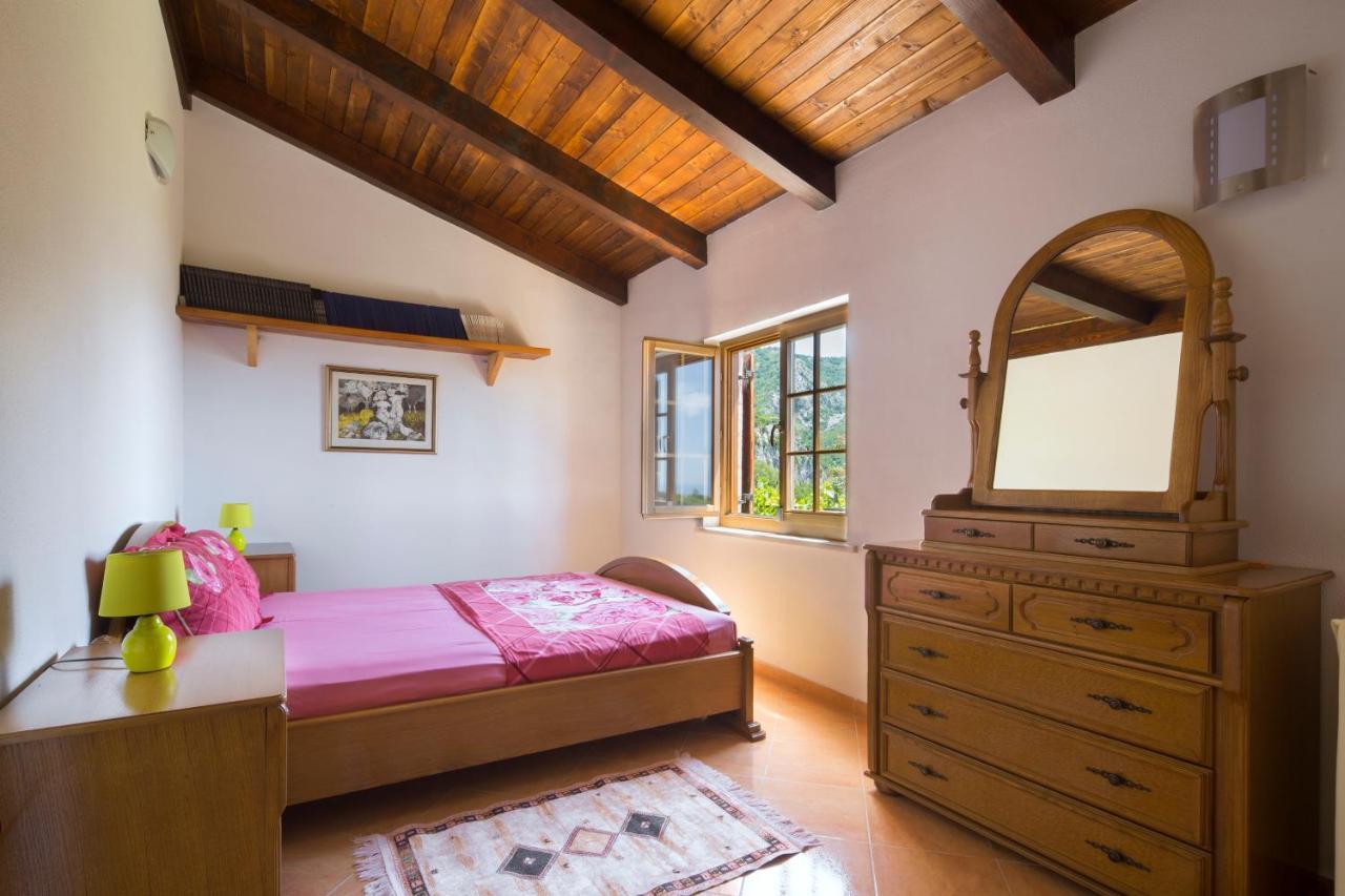 Villa Robinson Petrovac Exterior photo